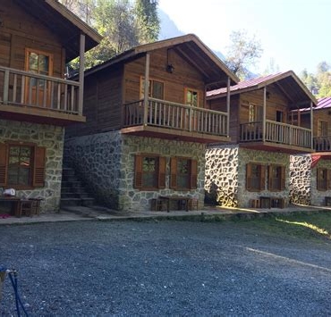 Sakarya'da Dağ Türü Yapıları ve Yayla Evleri