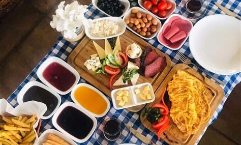 Sakarya’da Zengin Kahvaltı Büfesi Sunan Oteller
