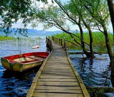 Sakarya’da Göl Kenarında Tatil Fırsatları